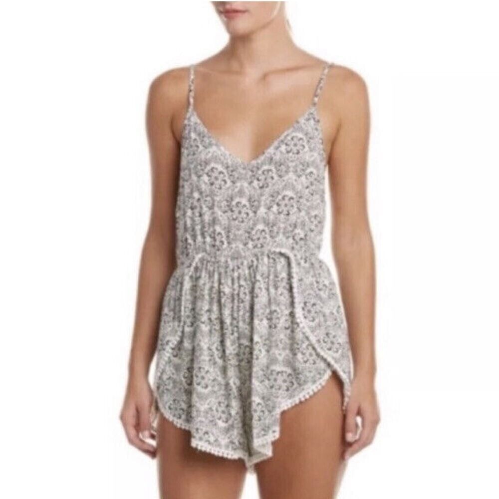 NWT Anthro RAGA Womens Romper Size Medium Delicate Adorable Travel Resortwear