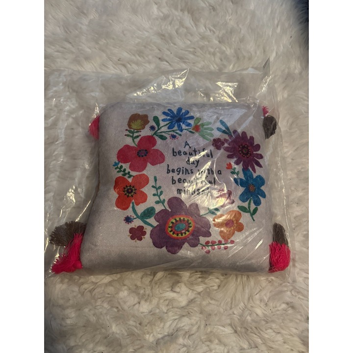 NWT Natural Life Accent Throw Pillow with Tassels A Beautiful Day
