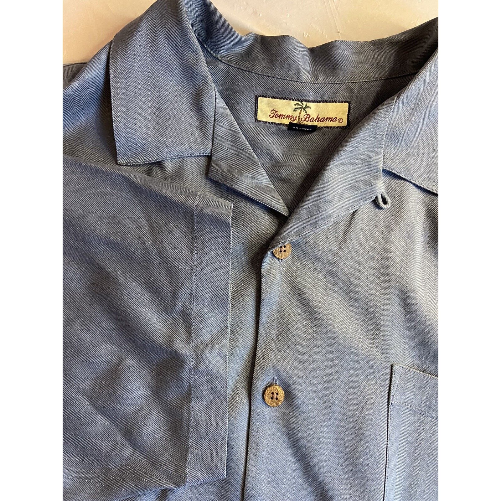 Men's Tommy Bahama Relax Steele Gray Silk Short Sleeve Shirt- Size L
