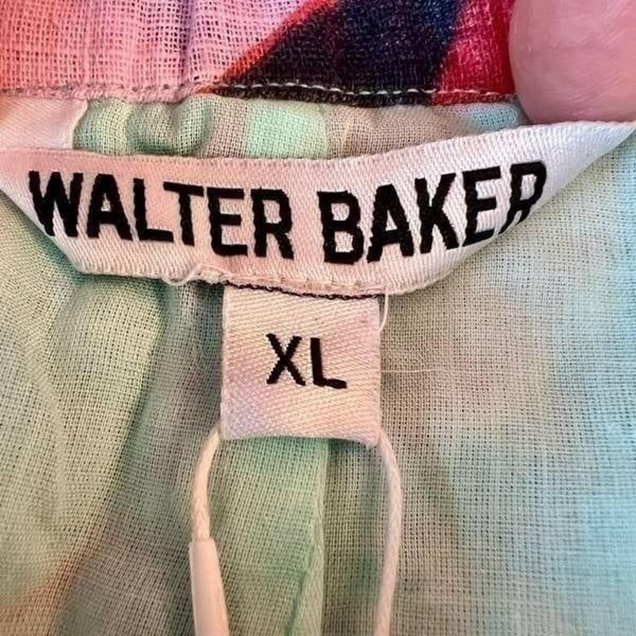 Walter Baker Women's Multicolor Floral High Rise Taylor Short Size XL NWT