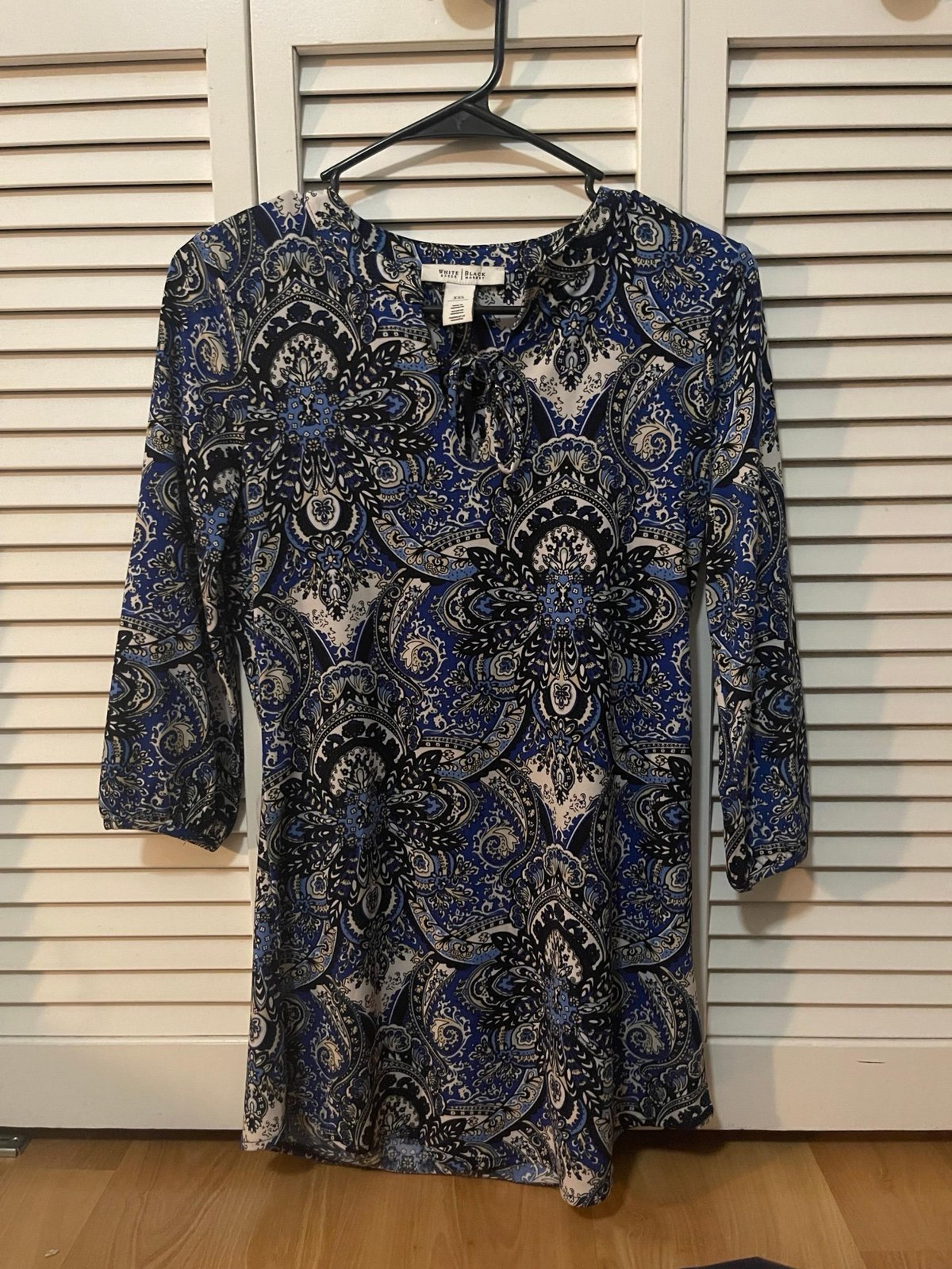 White House Black Market paisley print tunic top