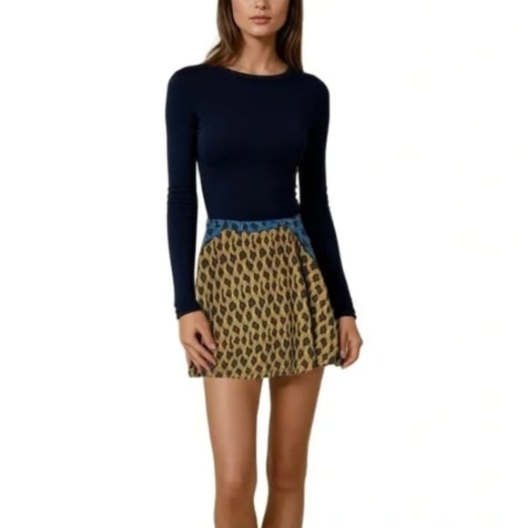 NEW English Rose Gold Blue A-line Metallic Mesh Mini Skirt Size Large