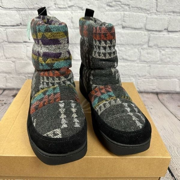 NEW Zodiac Women’s Portman Cold Weather Black Multi Booties Water-Repellent 11M