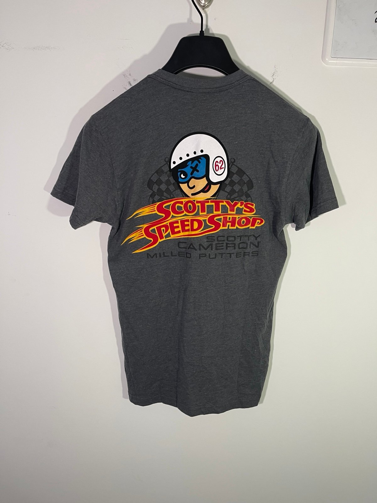 Grey Scotty’s Speed Shop Scotty Cameron putters golf graphic tee shirt small