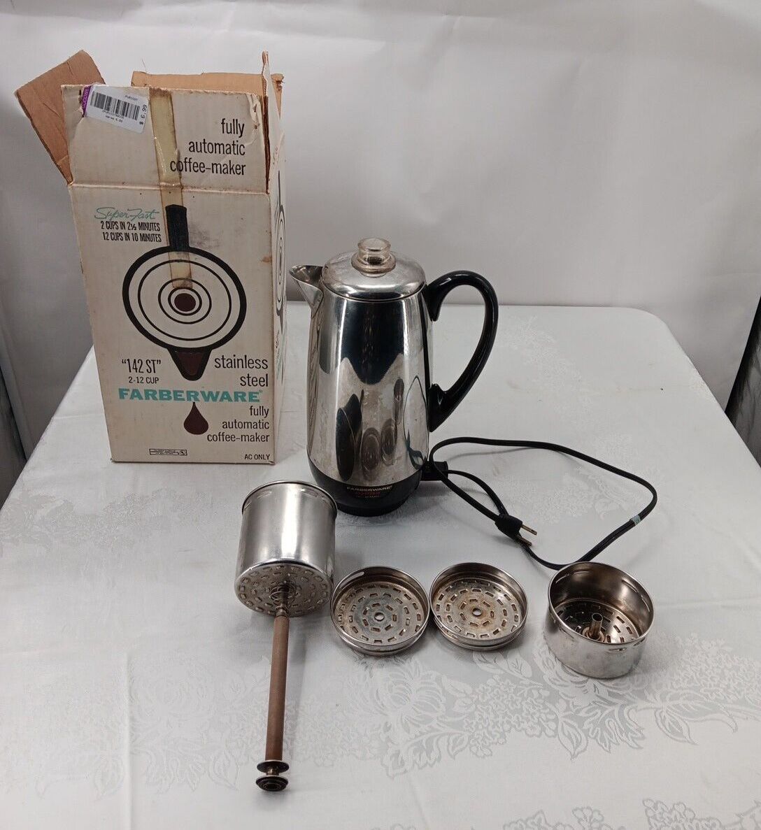 Farberware Fully Automatic 2- 12 Cup Coffee Percolator with Cord Vintage 142 St.