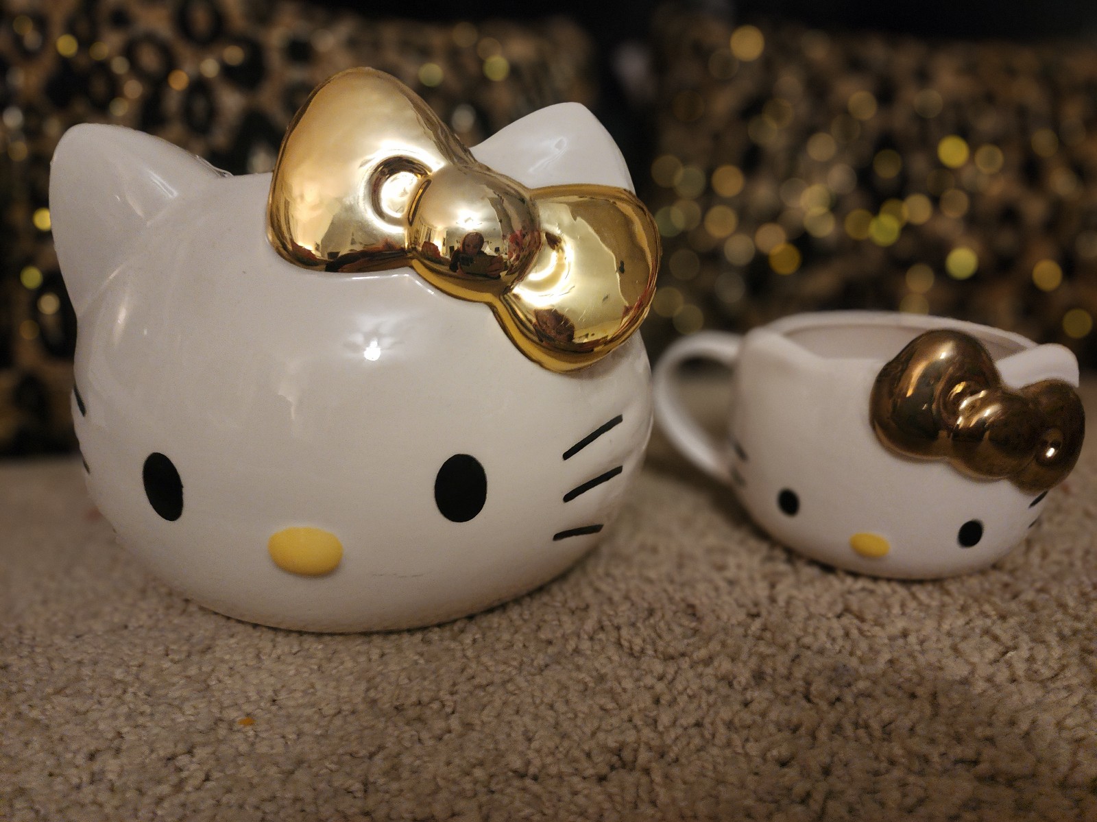 Hello Kitty Ceramic Planter Mug Set- Gold NEW!
