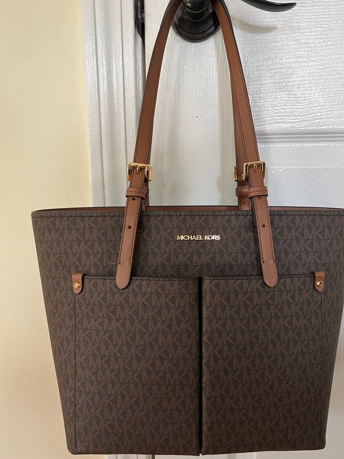 Michael Kors purse Brand New JET SET TRAVEL BROWN MEDIUM DBL POCKET TOTE