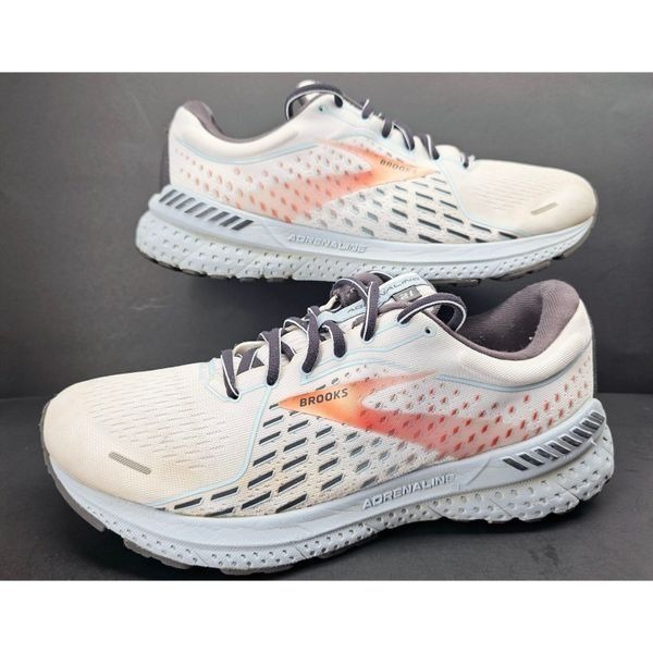 Brooks Women 11 Comfy footwear
