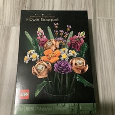 LEGO Flower Bouquet 10280 Botanical Building Set (756 Pieces)