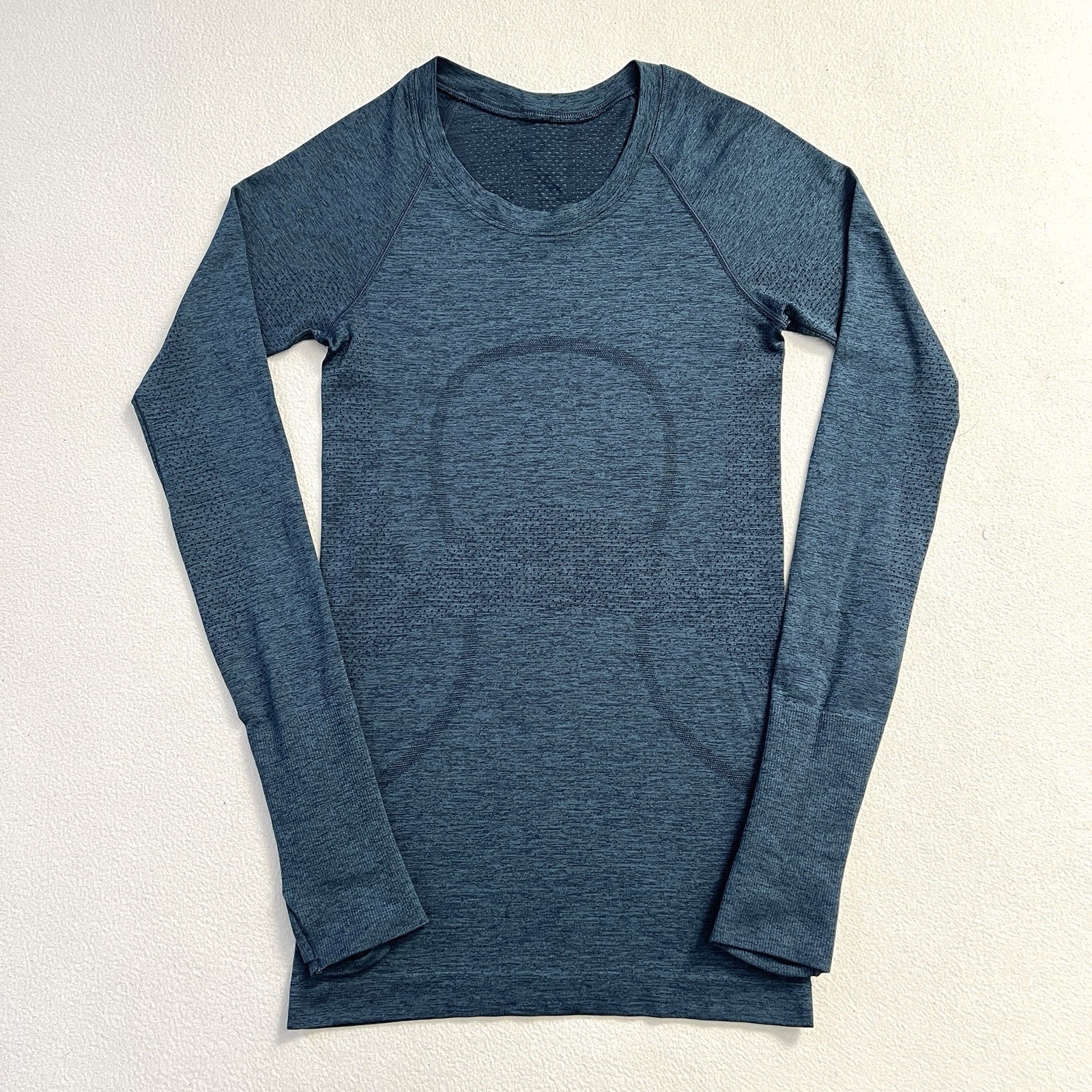 Lululemon Women Solid Heather Blue 2.0 Swiftly Tech Crew Long Sleeve LS Shirt 2