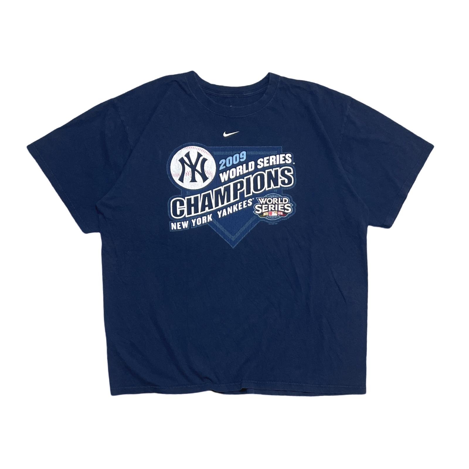 (XL) Vintage 2009 New York Yankees World Series Champions T-shirt