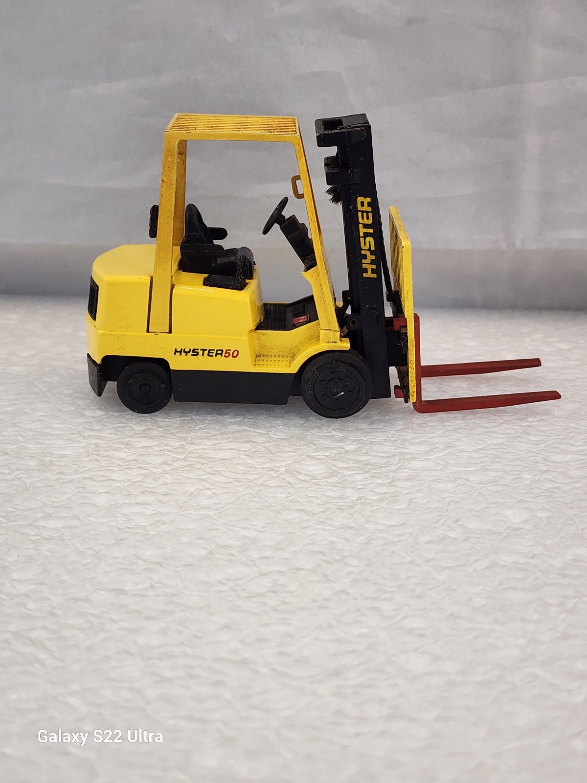 Vtg Hyster 50 No. 410 NZG Model M 1:30 Die Cast Fork Lift