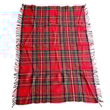 Vtg Moffat Weavers Wool Red Plaid Throw Lap Blanket Scotland Fringe 35” X 52”