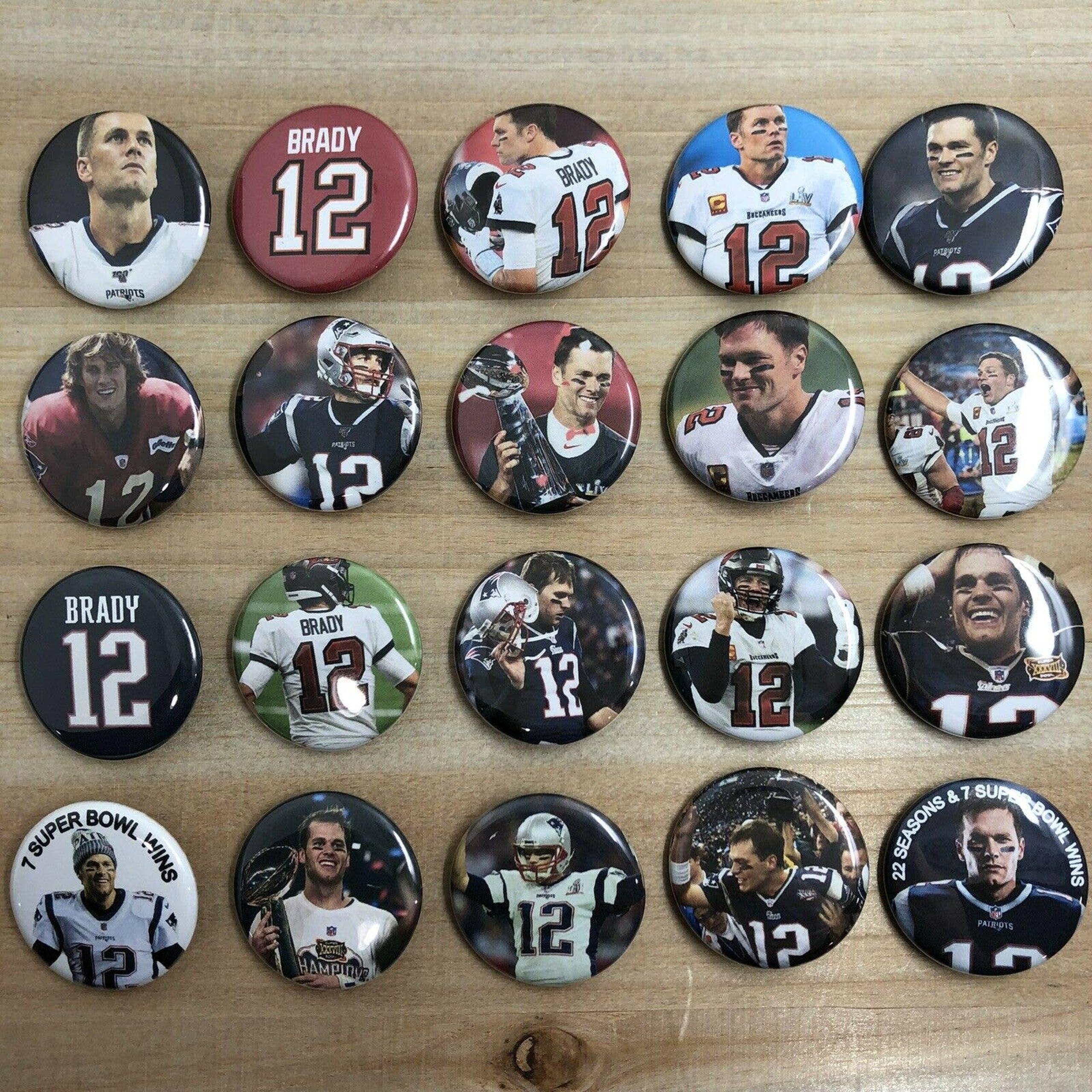 20 TOM BRADY 1.25" Pinbacks Buttons Pins nfl MVP football patriots Badges