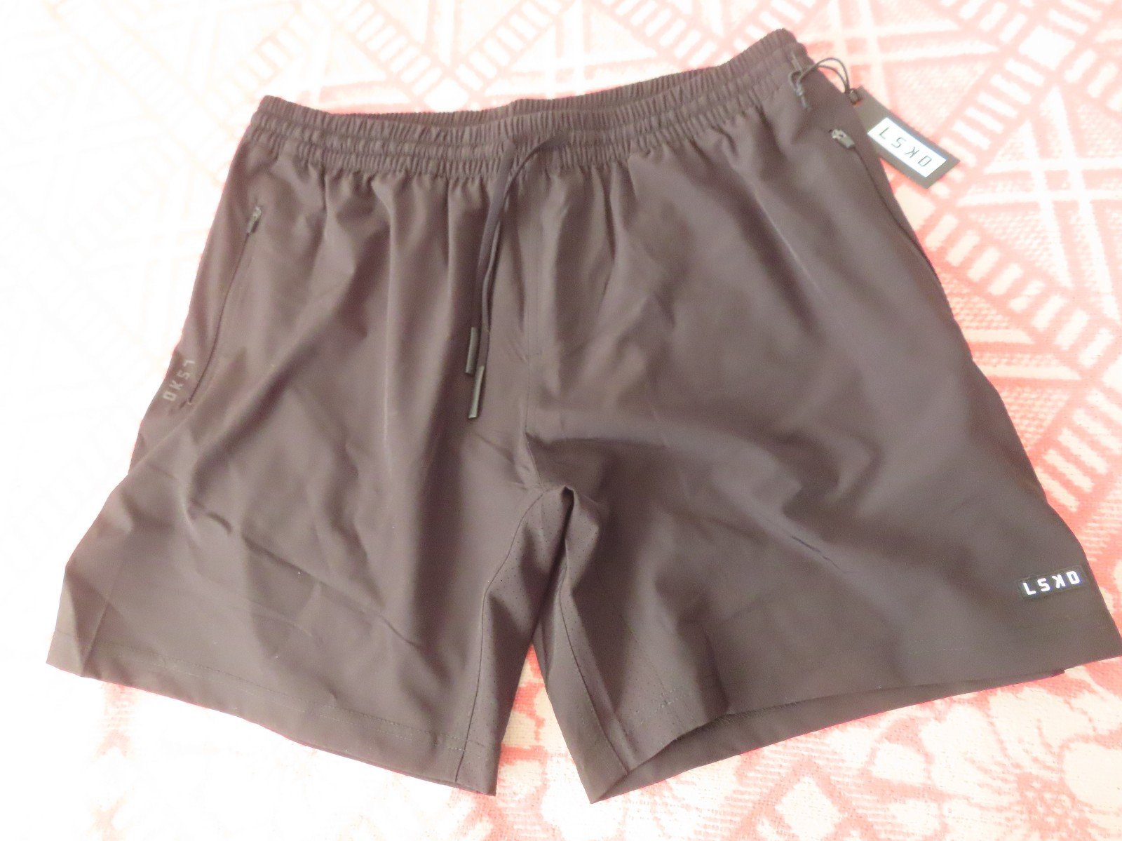 LSKD Rep 7” Performance Shorts Size XL black 75.00 (33x7) NWT