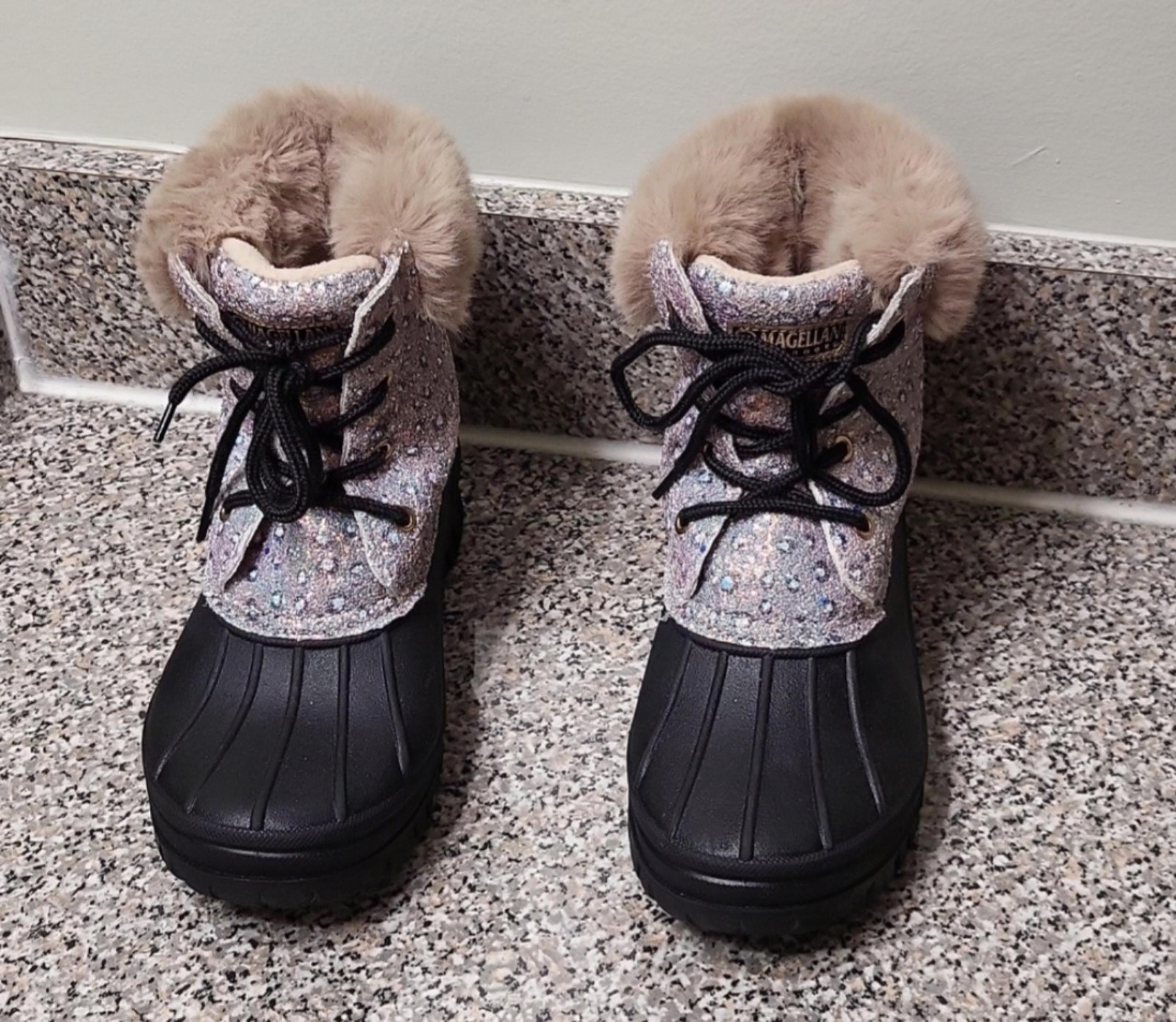 Magellan girls boots size 4, faux fur,  synthetic uppers
