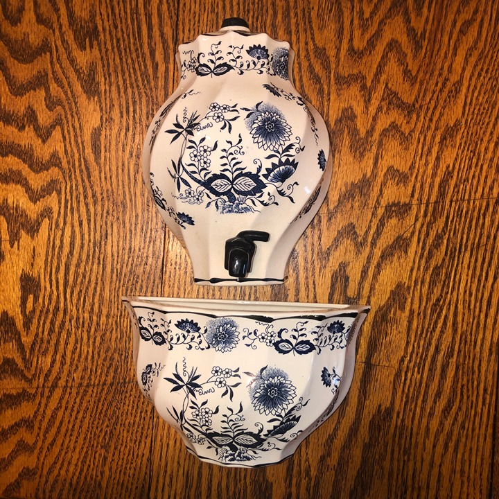 Vintage Enesco Japan 2 Piece Blue Onion Wall Hanging-Wall Pocket Planter and Urn