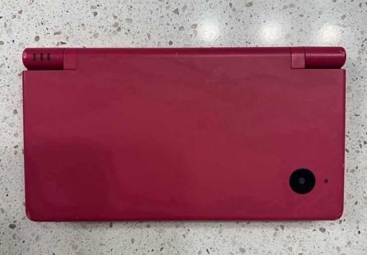 Nintendo DSi in Pink