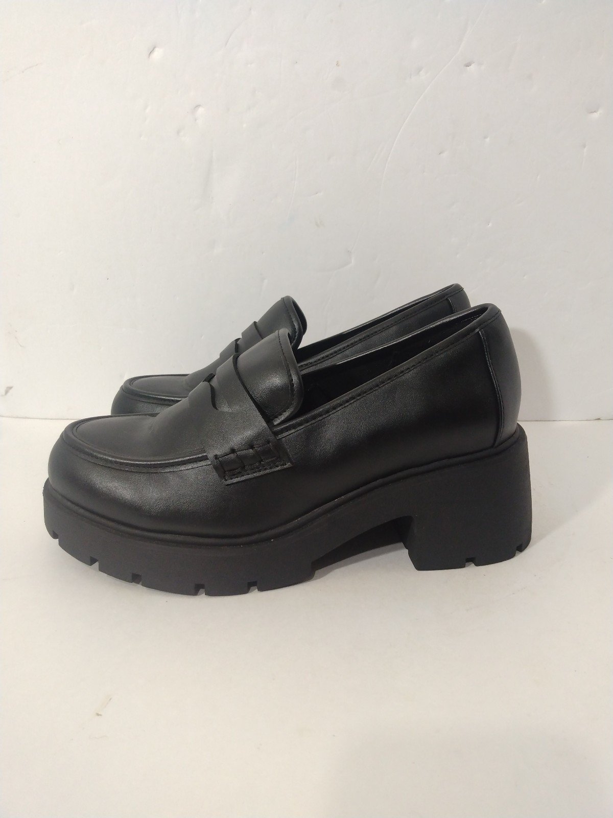 Womens Torrid Black Chunky Lug Sole Platform Shoes Sz 8 WW