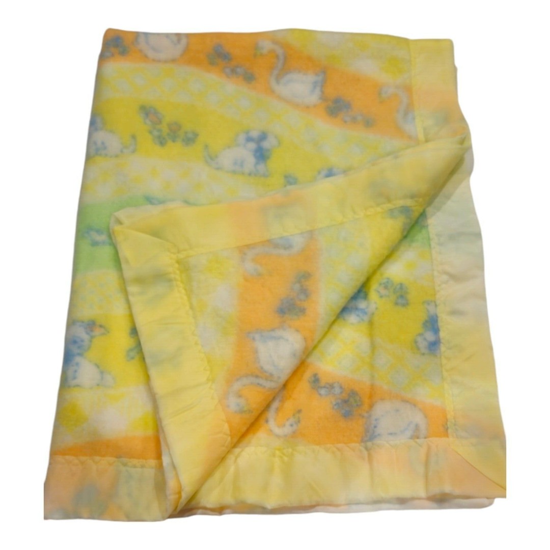 VTG Baby Blanket Acrylic Nylon Trim Bunny Puppy Swans Pastels Colors 50' x 37