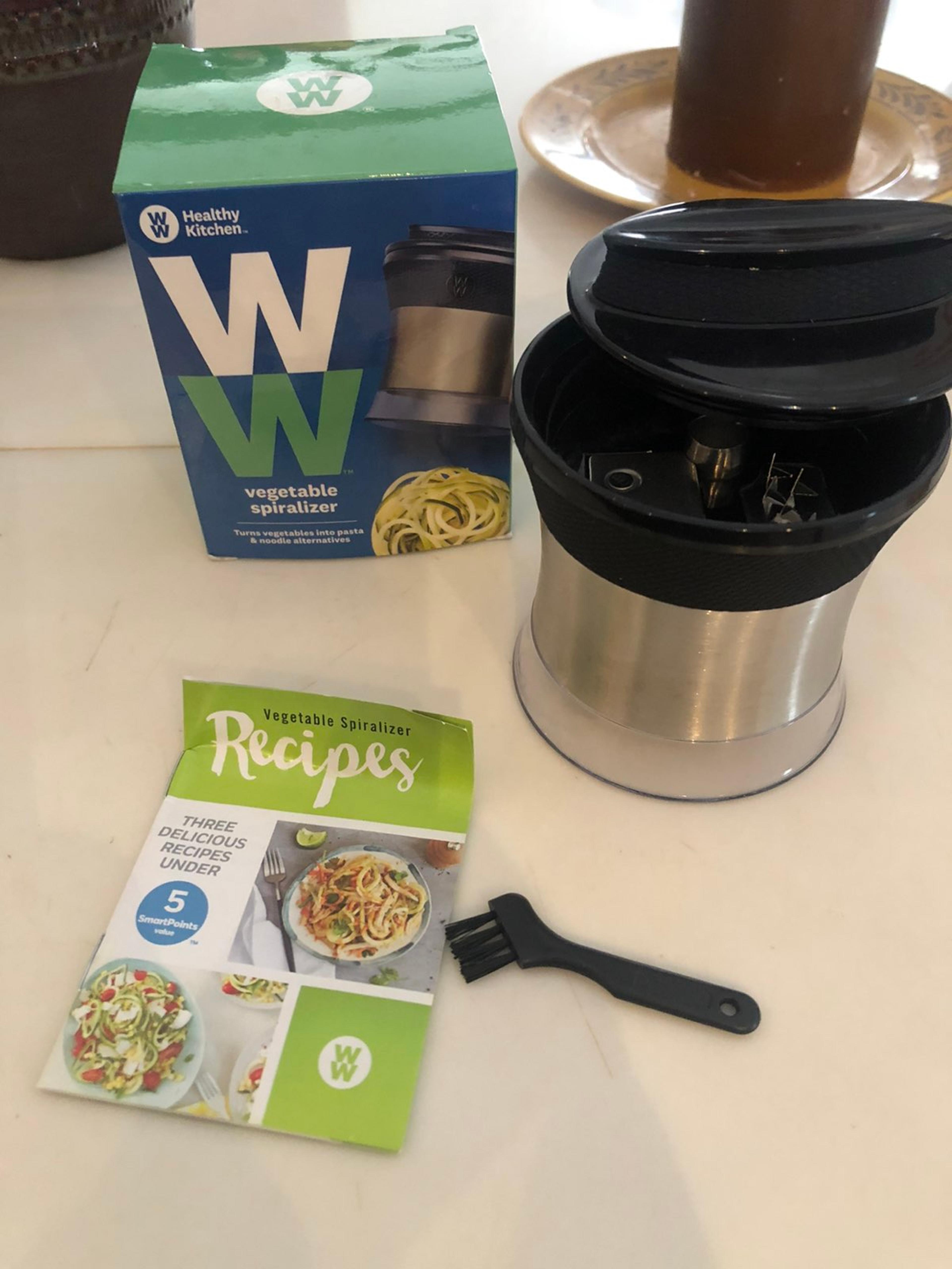Weight Watchers Kitchen Spiralizers Mercari weight-watchers-kitchen-spiralizers-mercari