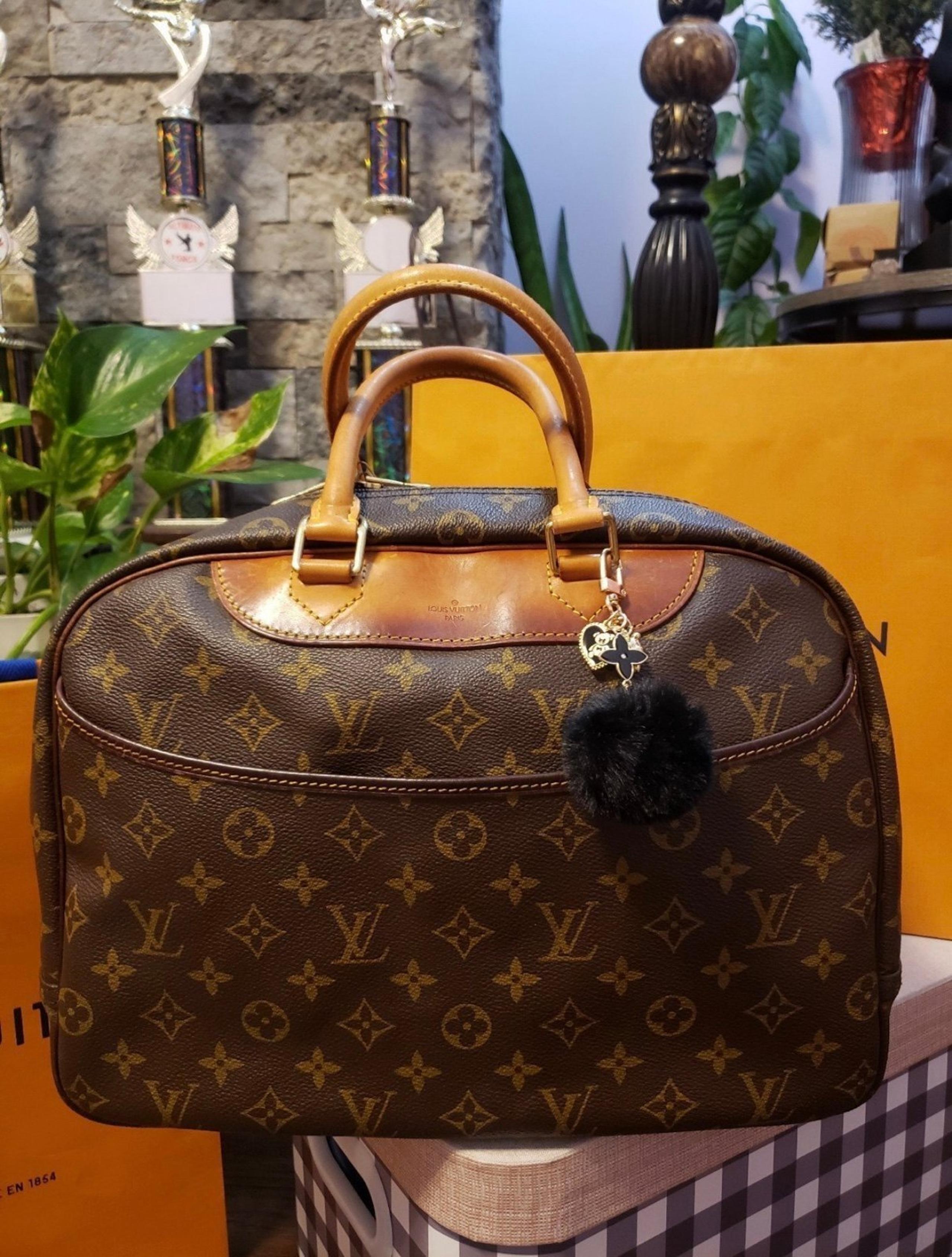 Louis Vuitton Deauville