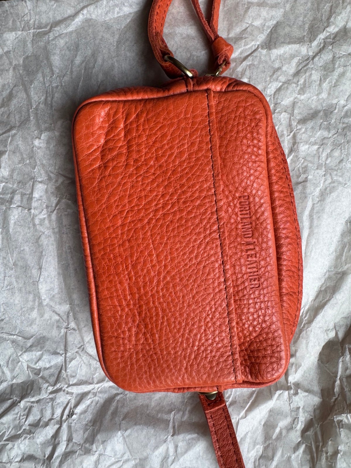 Portland Leather Goods - Almost Perfect Small Cape Coral Camera crossbody bag