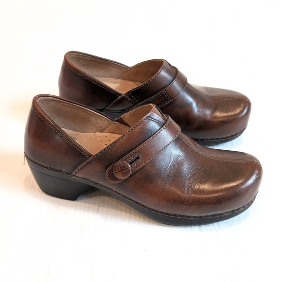 DANSKO Solstice Women's Burnished Brown Leather Slip-On Clogs Shoes Size 39