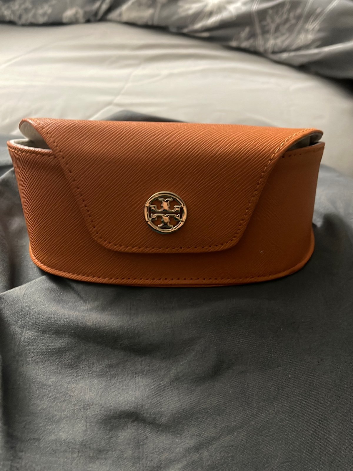 Tory Burch Sunglasses case with original case