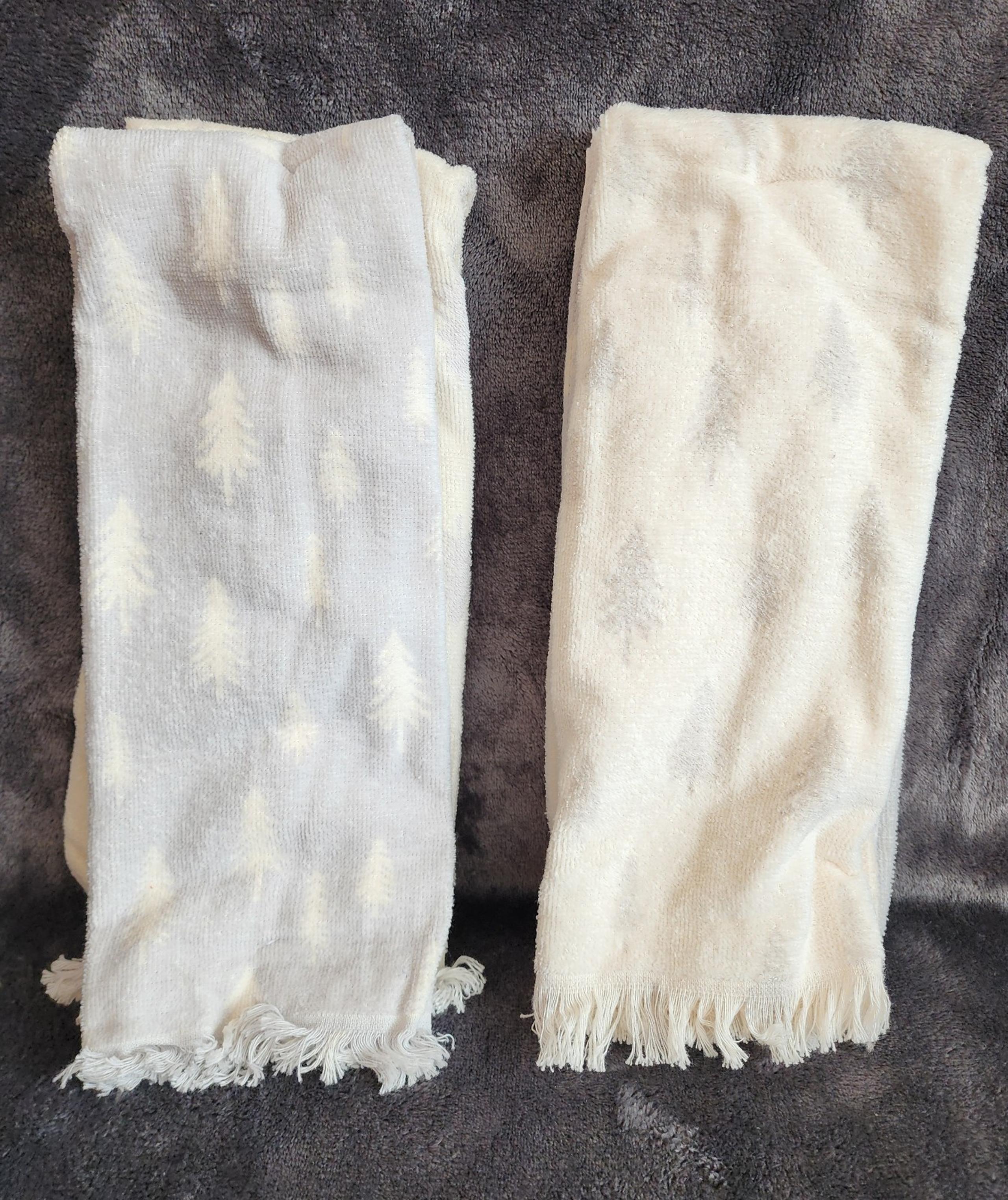 New Target Wondershop 2 pk Christmas Scattered Trees Hand Towels Gray/White