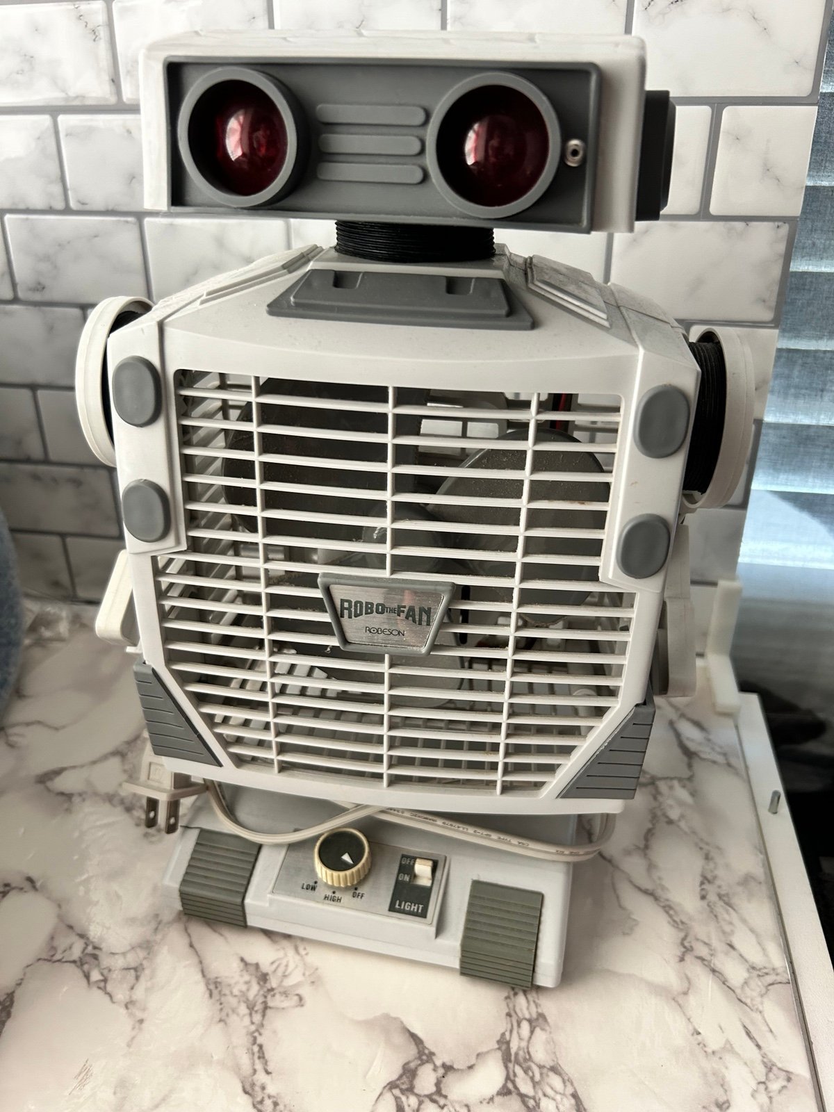 VINTAGE 1986 Robo The Fan Robenson