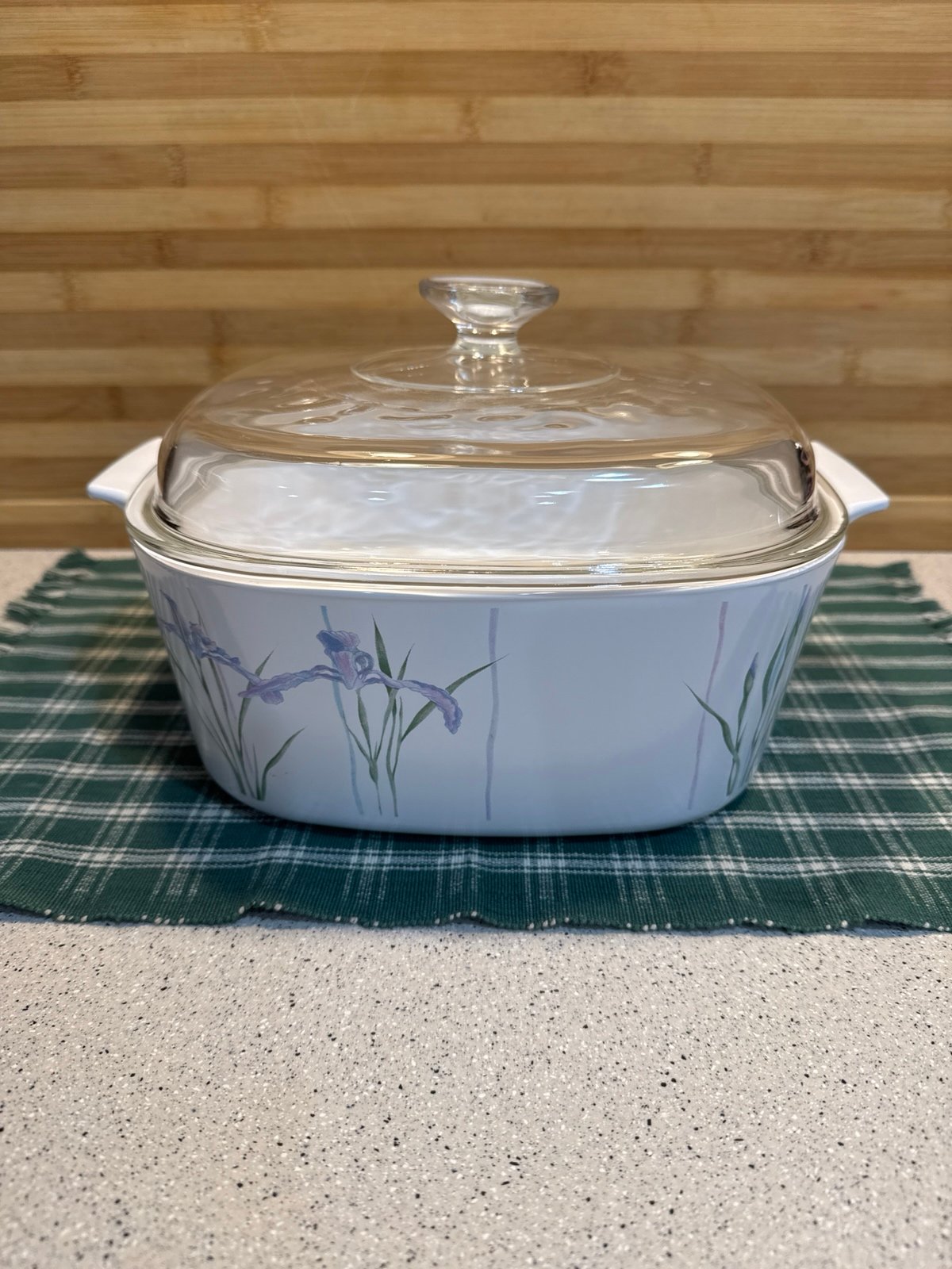 Vintage Corning Ware 5 Quart Casserole Shadow Iris Pattern.