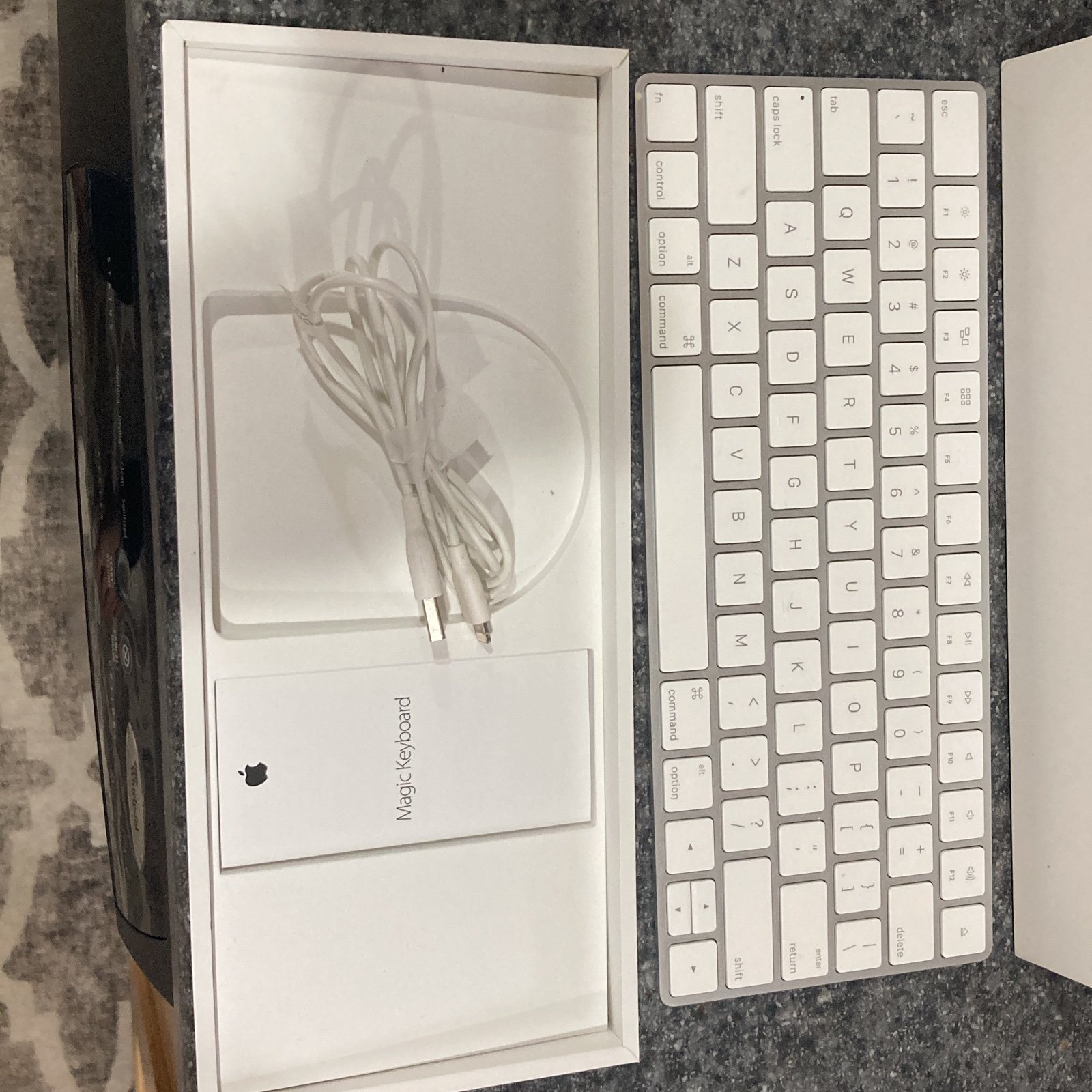 New in box | Apple Magic Keyboard | Wireless/Bluetooth