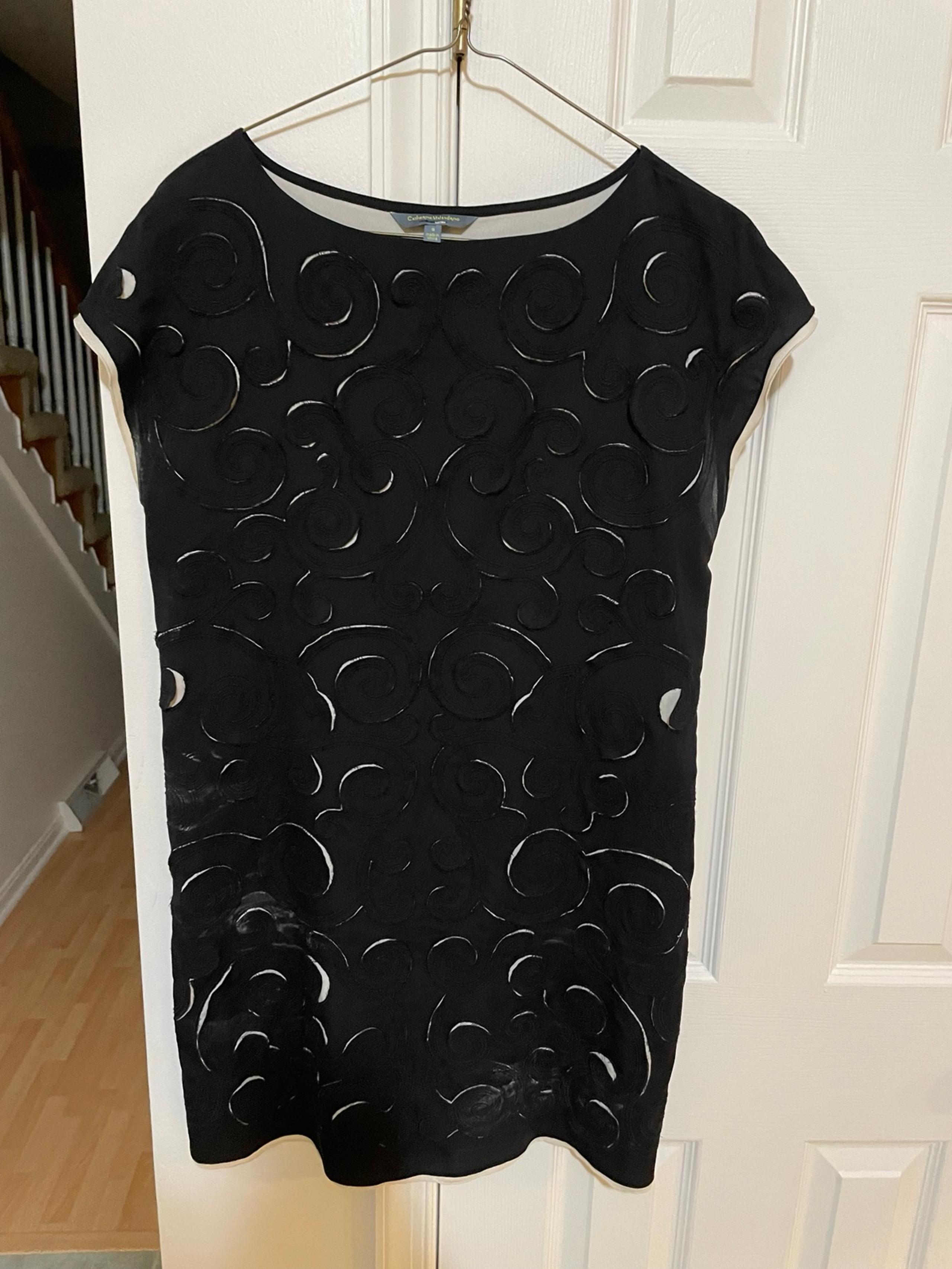 Women’s dress
