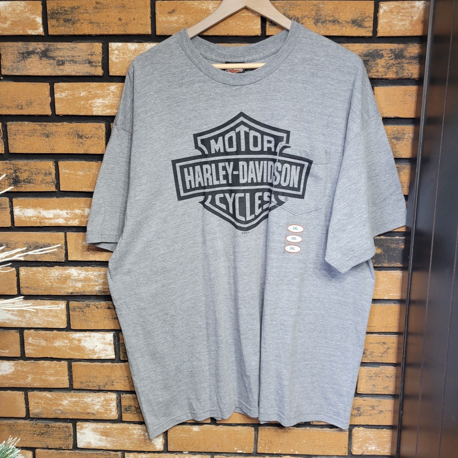 Harley Davidson Motorcycles 2020 Muskegon, MI 100 Years Pocket Grey T-Shirt NWT