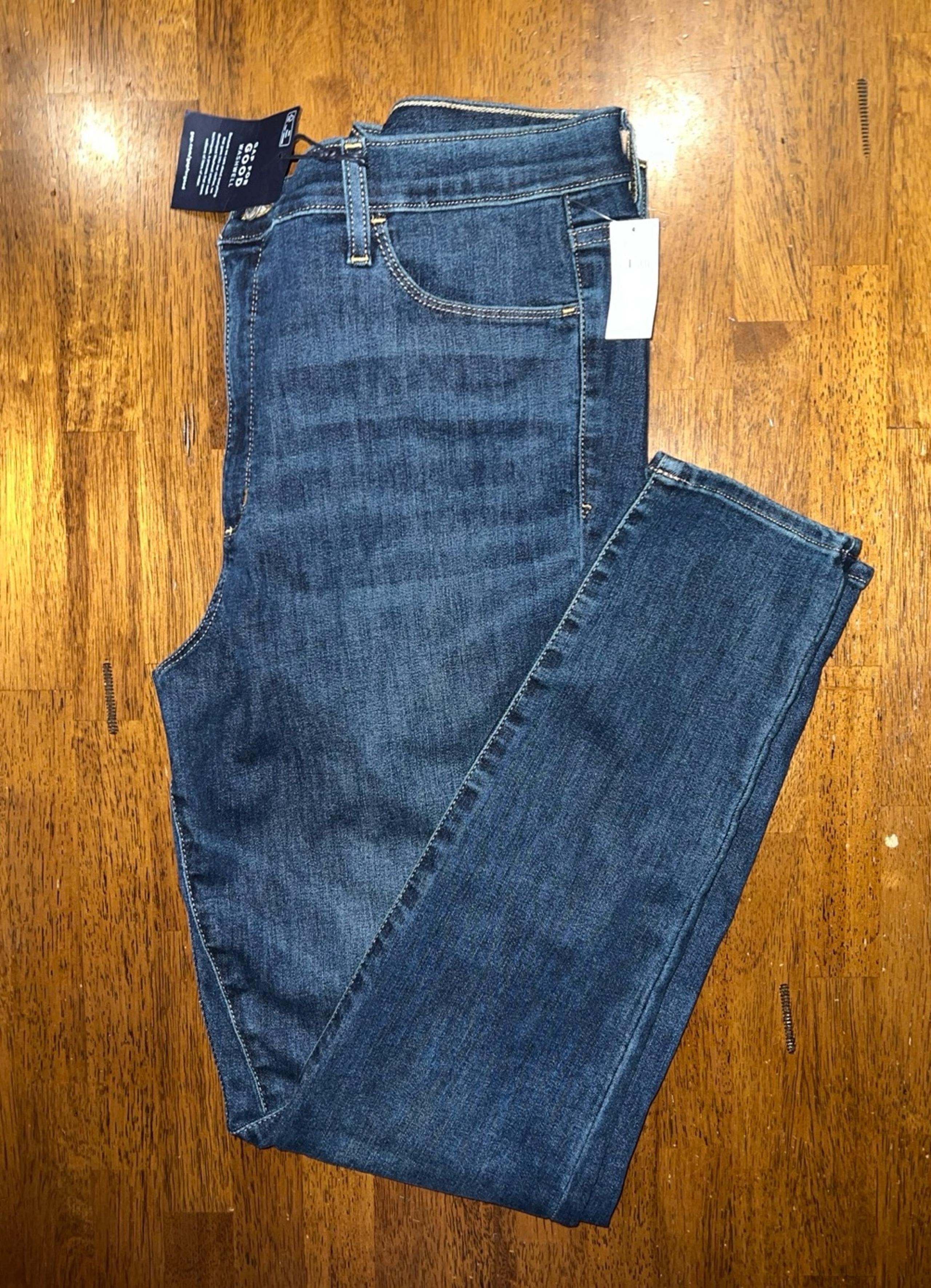 Gap women’s skinny jeans size 18/34 Tall
