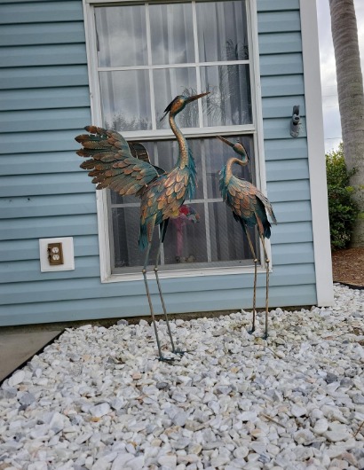 Crane Statues for Garden Decor, Metal Yard Art Heron Garden Statues