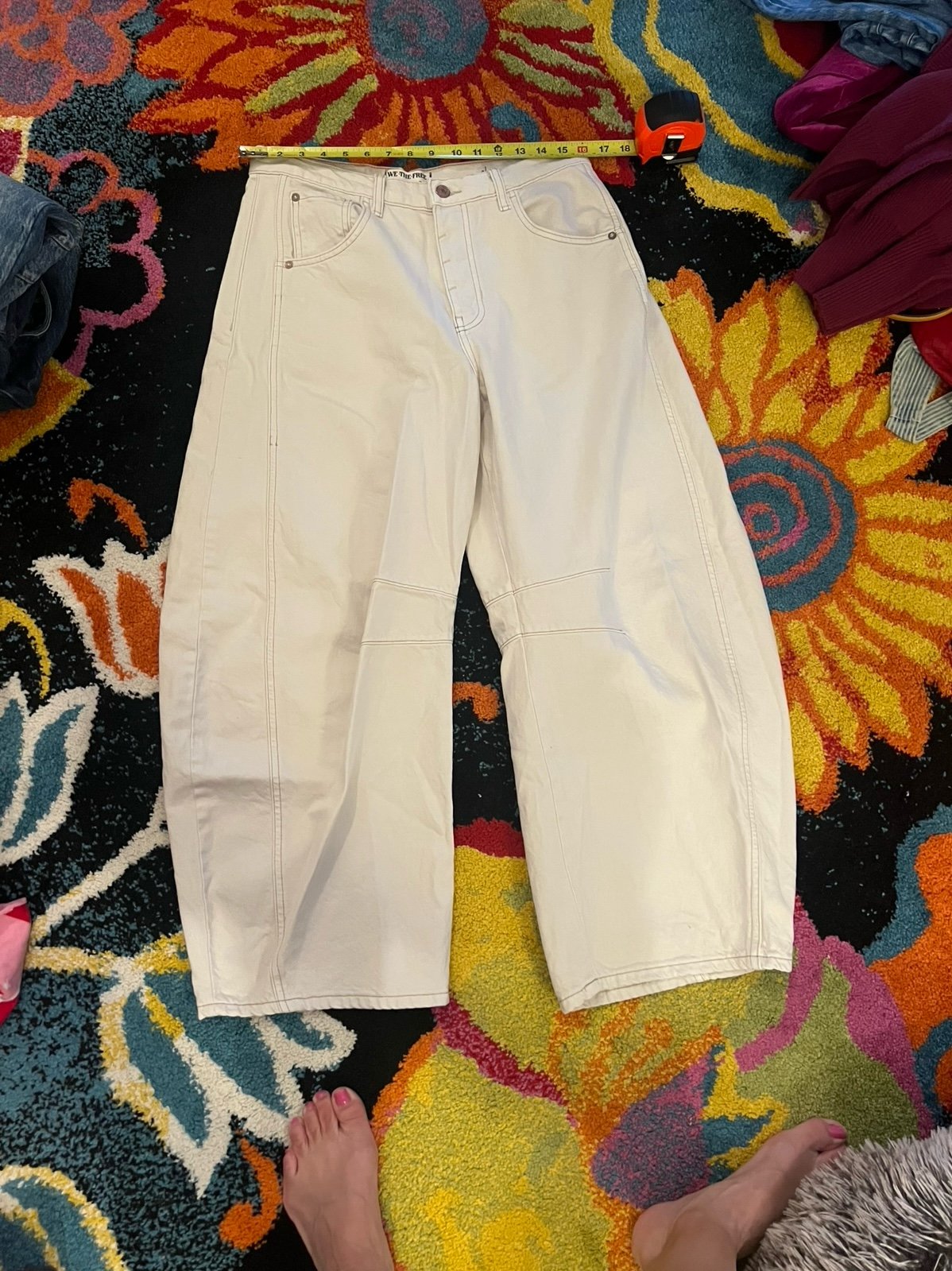 Free people barrel jeans mid rise size 28