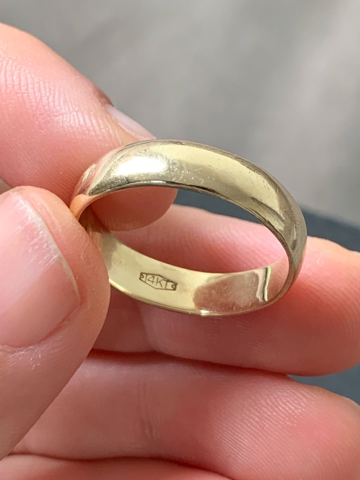 14k gold band ring