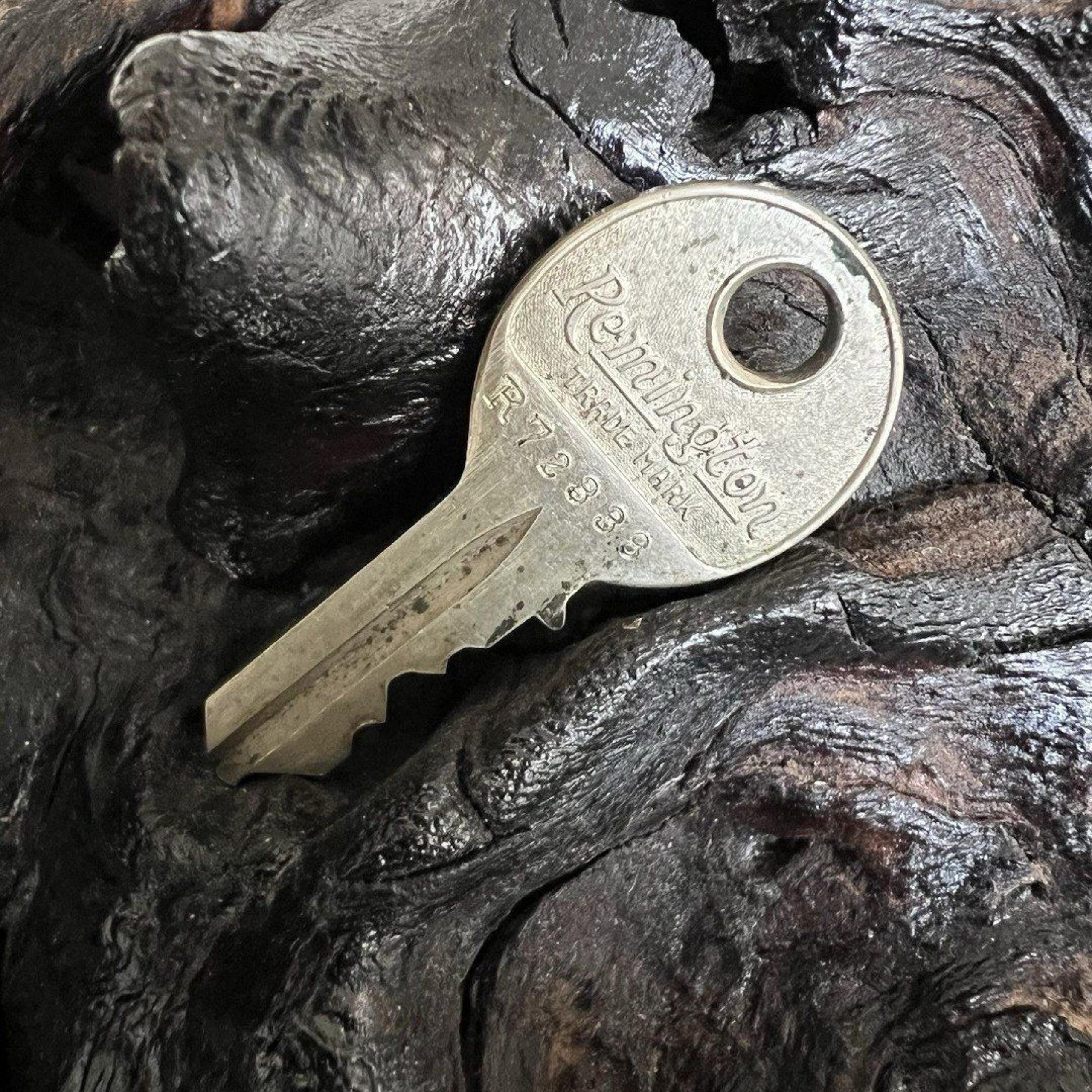 Vintage Remington Trademark Safe Vault Key Corbin R72338 Collectors