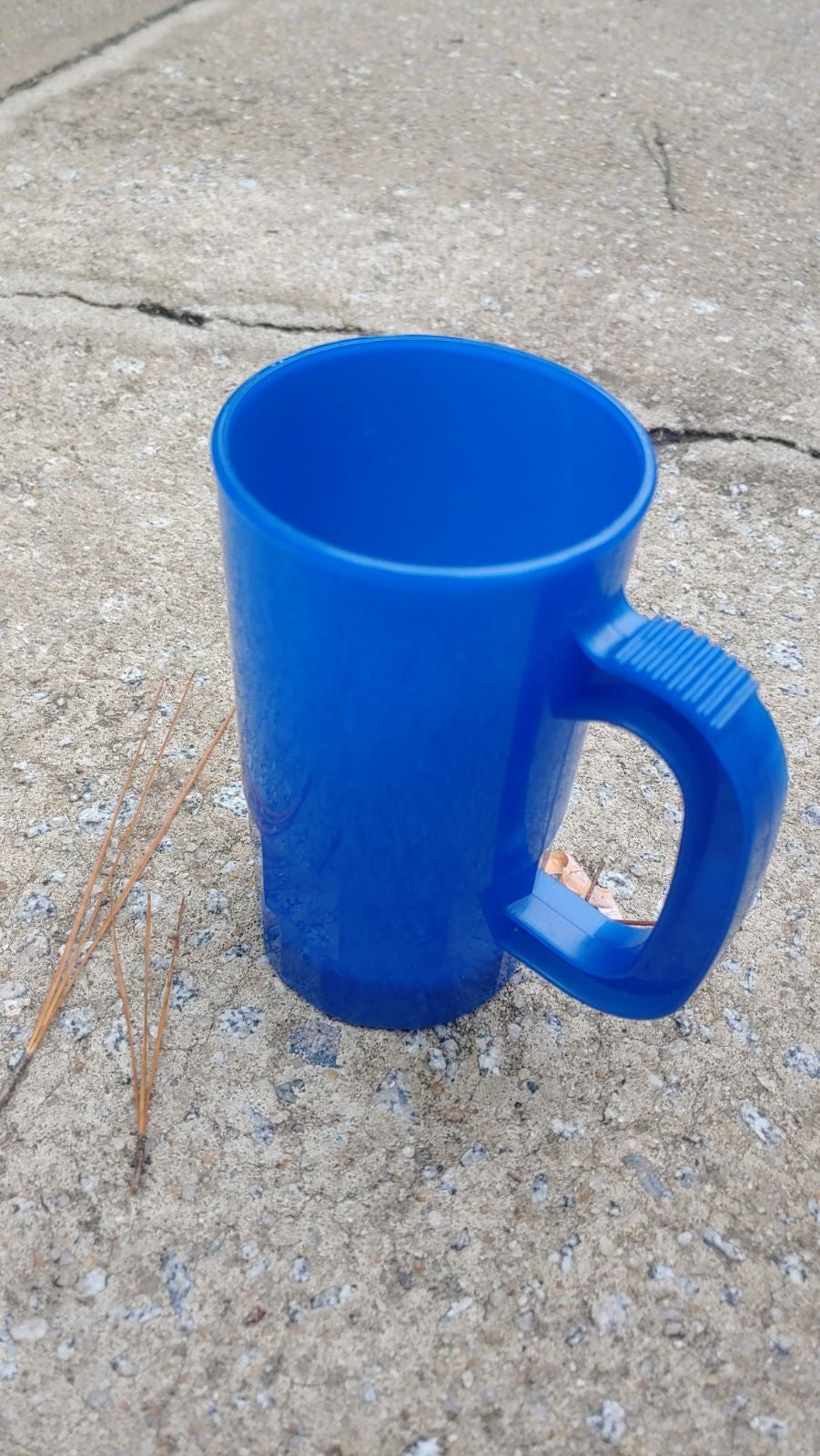 16 oz color changing plastic mugs x 75
