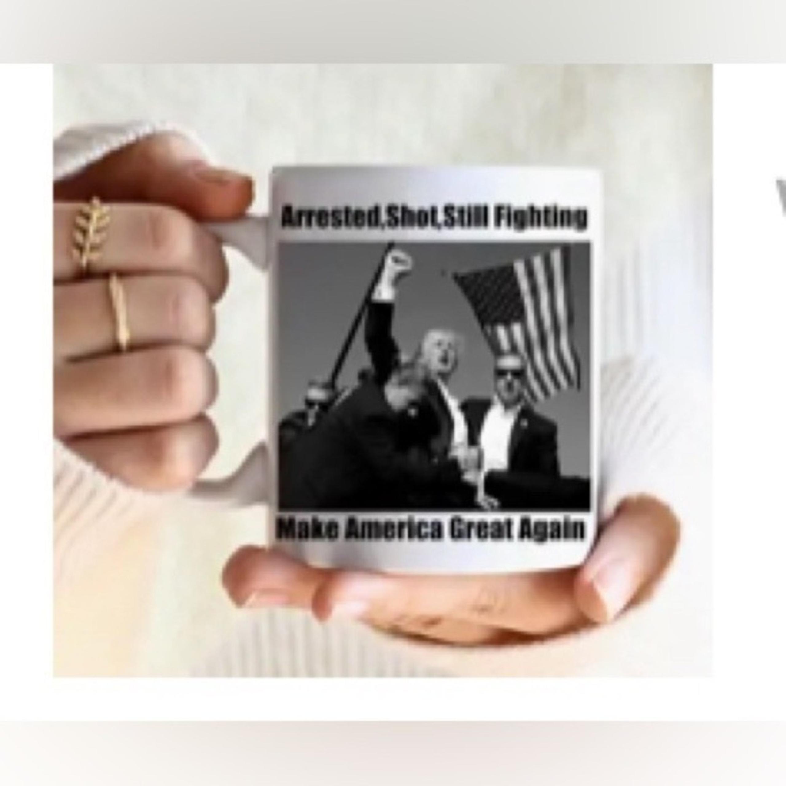 Trump mug, black and white NWT