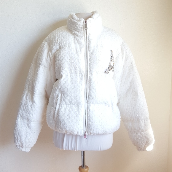 Goose Feather & Silk Lining Puffer Jacket Small / Medium LIN Edition Limit