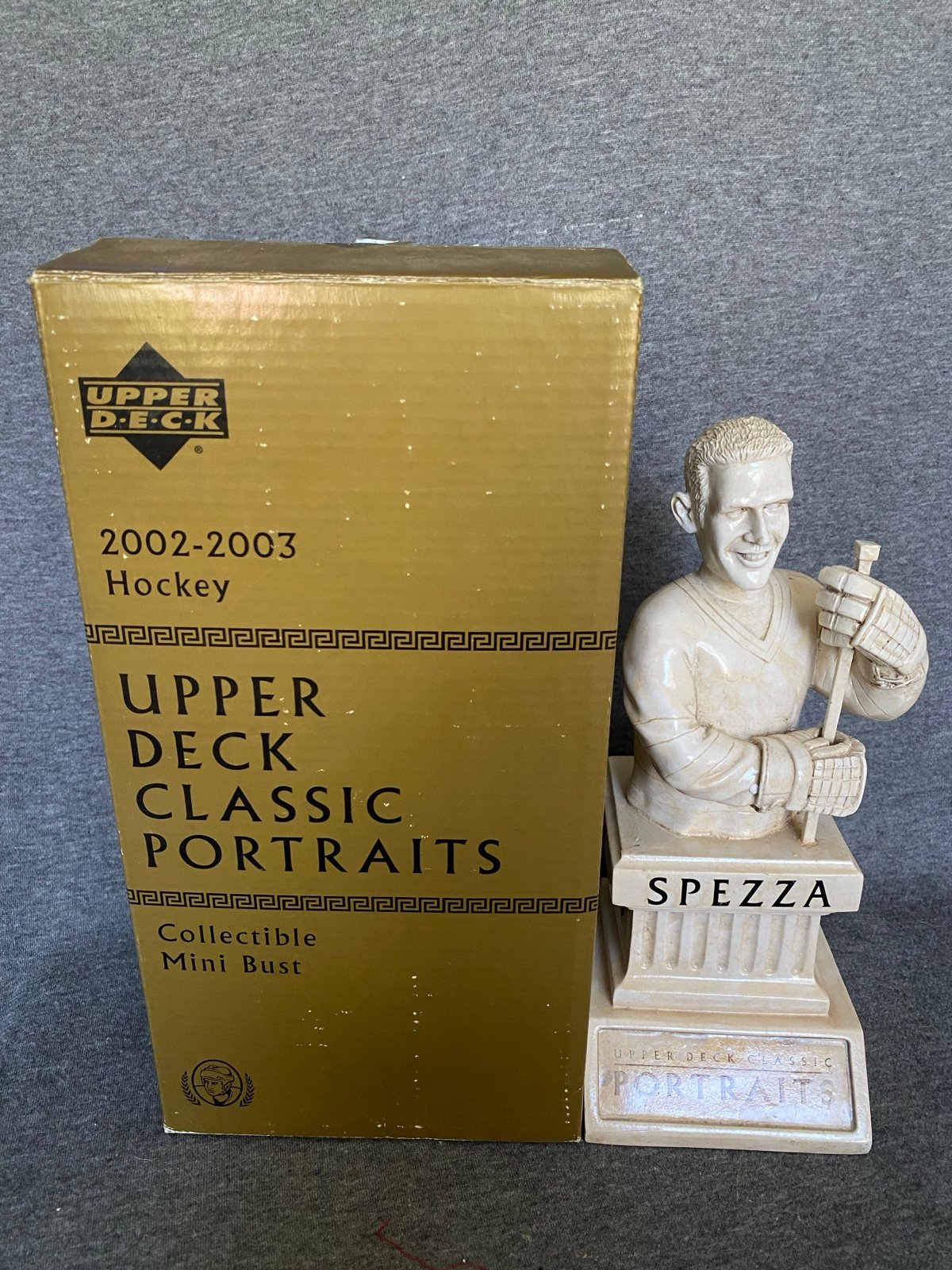 New in Box Jason Spezza Senators Upper Deck Bust Portrait Figure