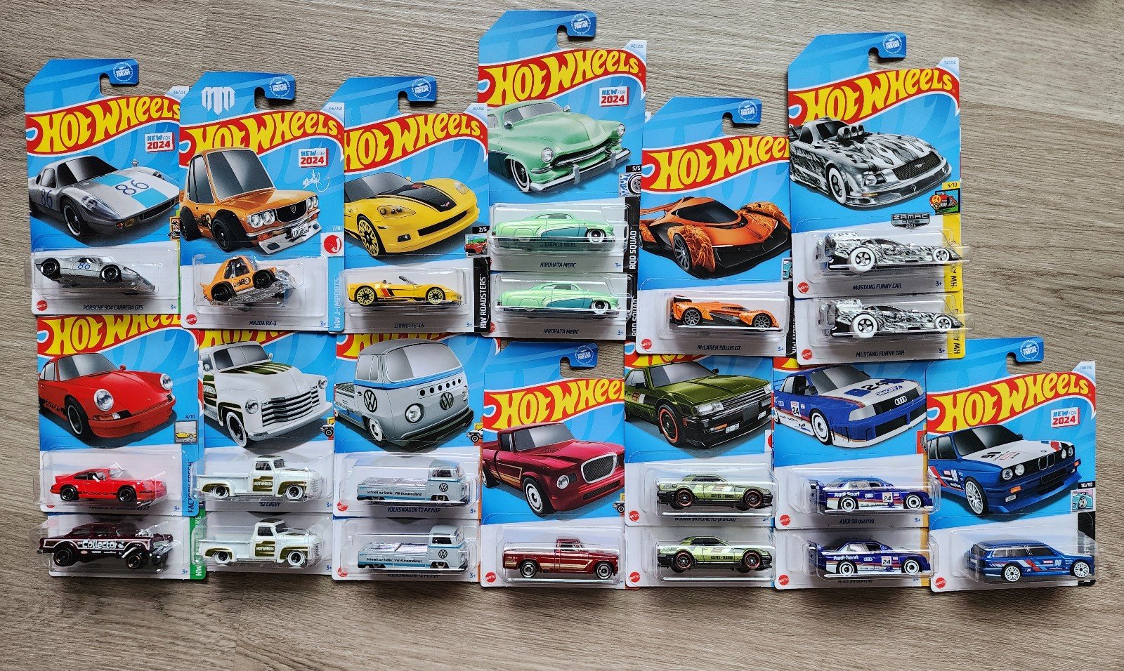 2024 Hotwheels Lot