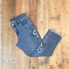 J. Jill Authentic Fit Cropped Jeans Size 8 Blue Denim Raw Hem Floral Embroidery