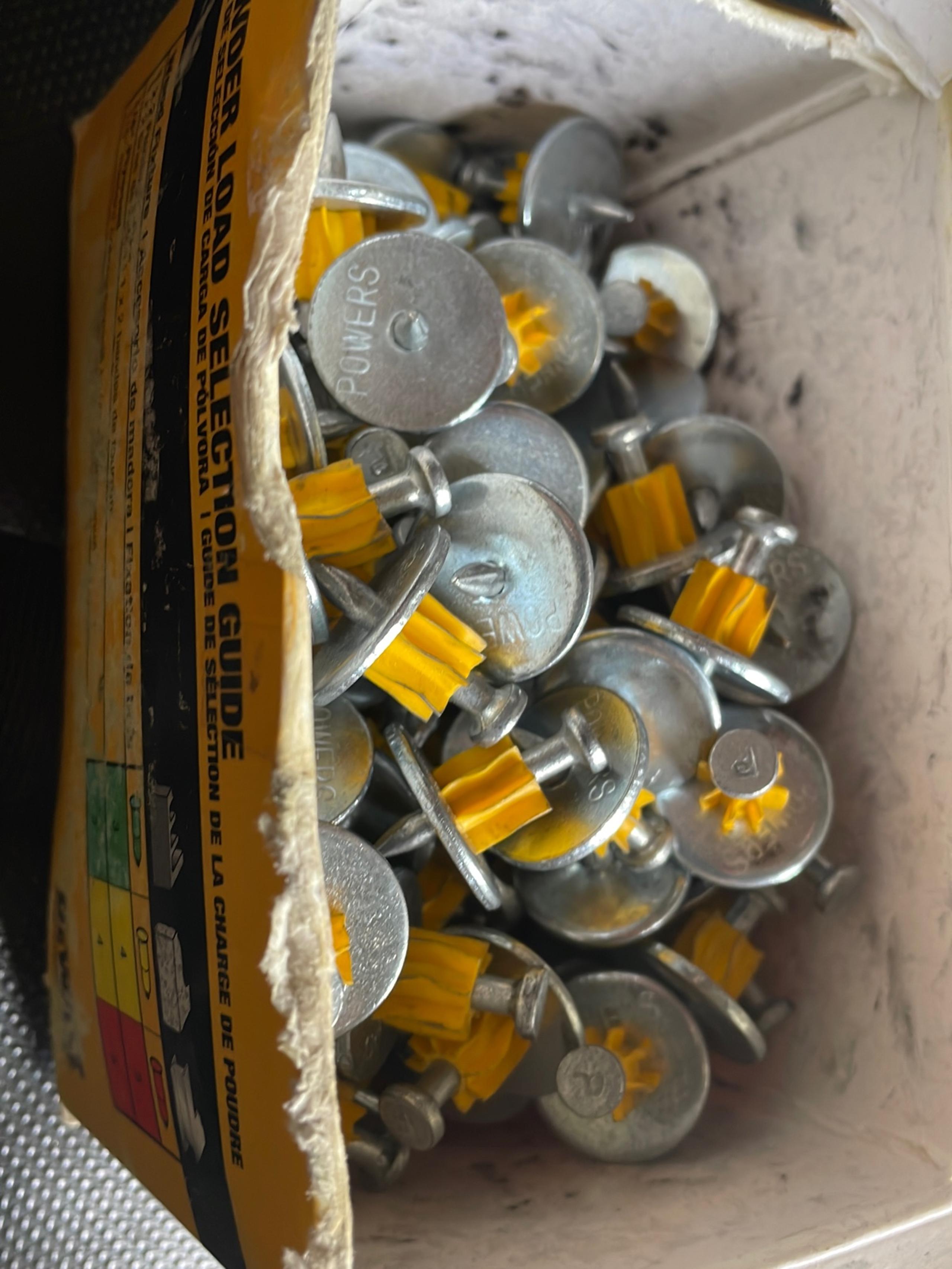 NEW DeWalt Galvanized Powder Drive Pins 2-1/2” Box of 94