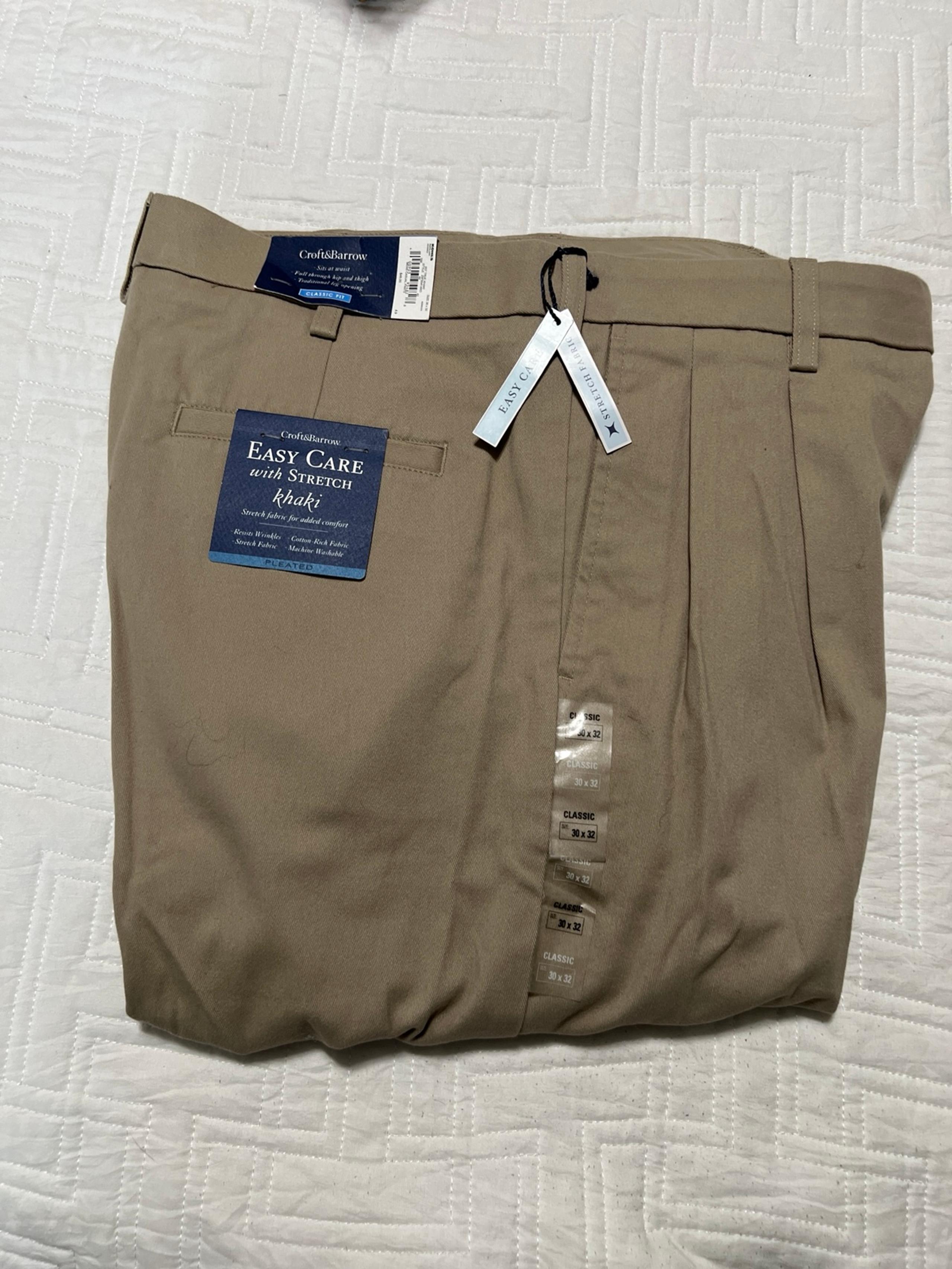 Mens/boys khakis size 30x32 by Croft&Barrow nwt new never worn