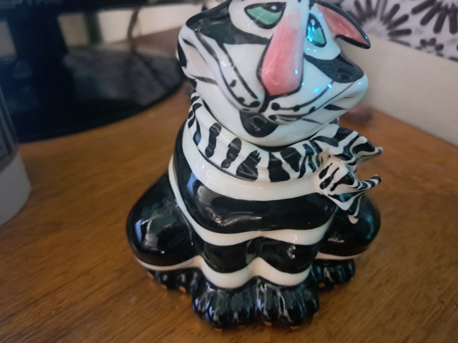 Cat Creamer an Sugar Set - detail