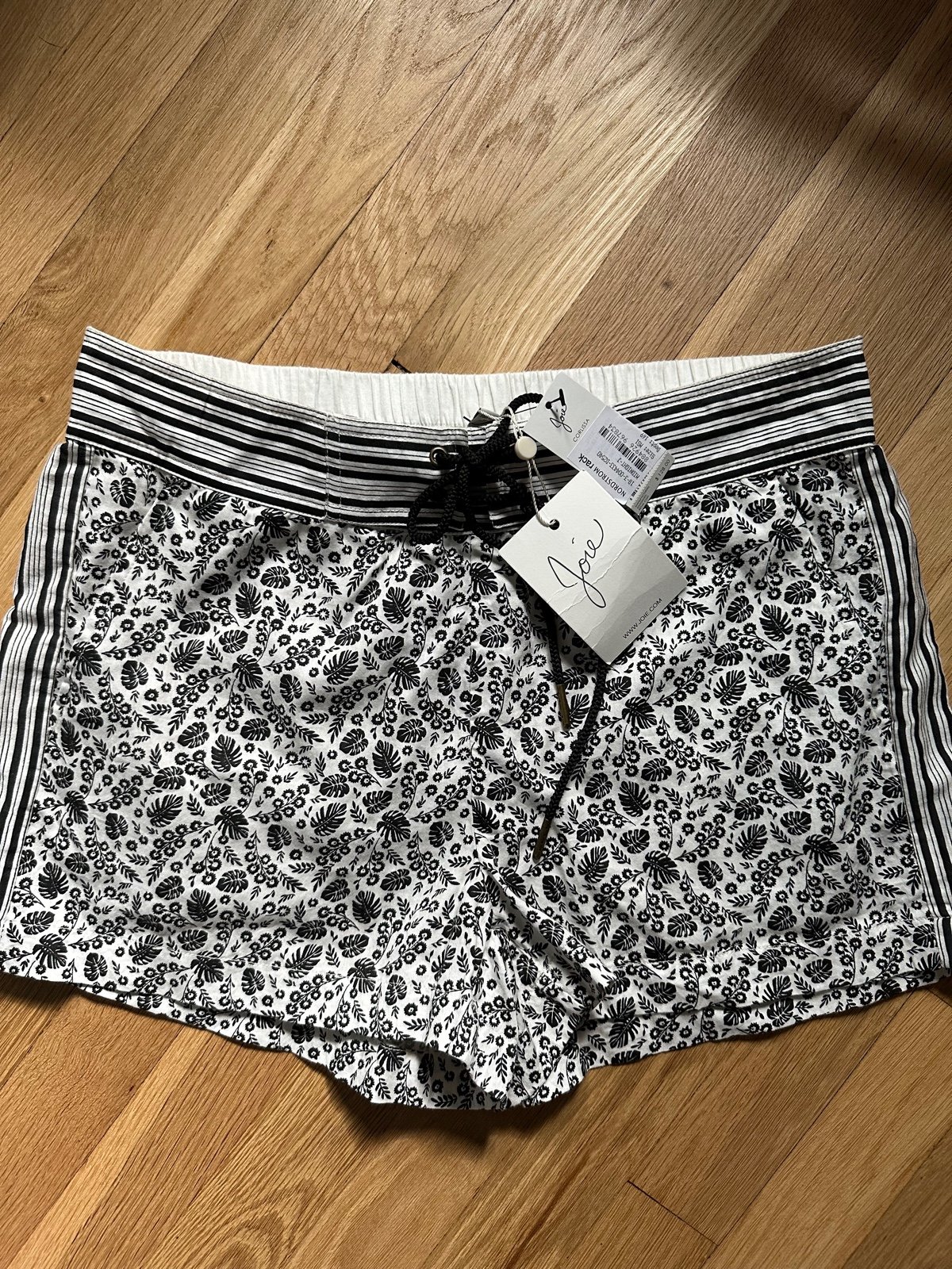 Joie shorts 100% cotton